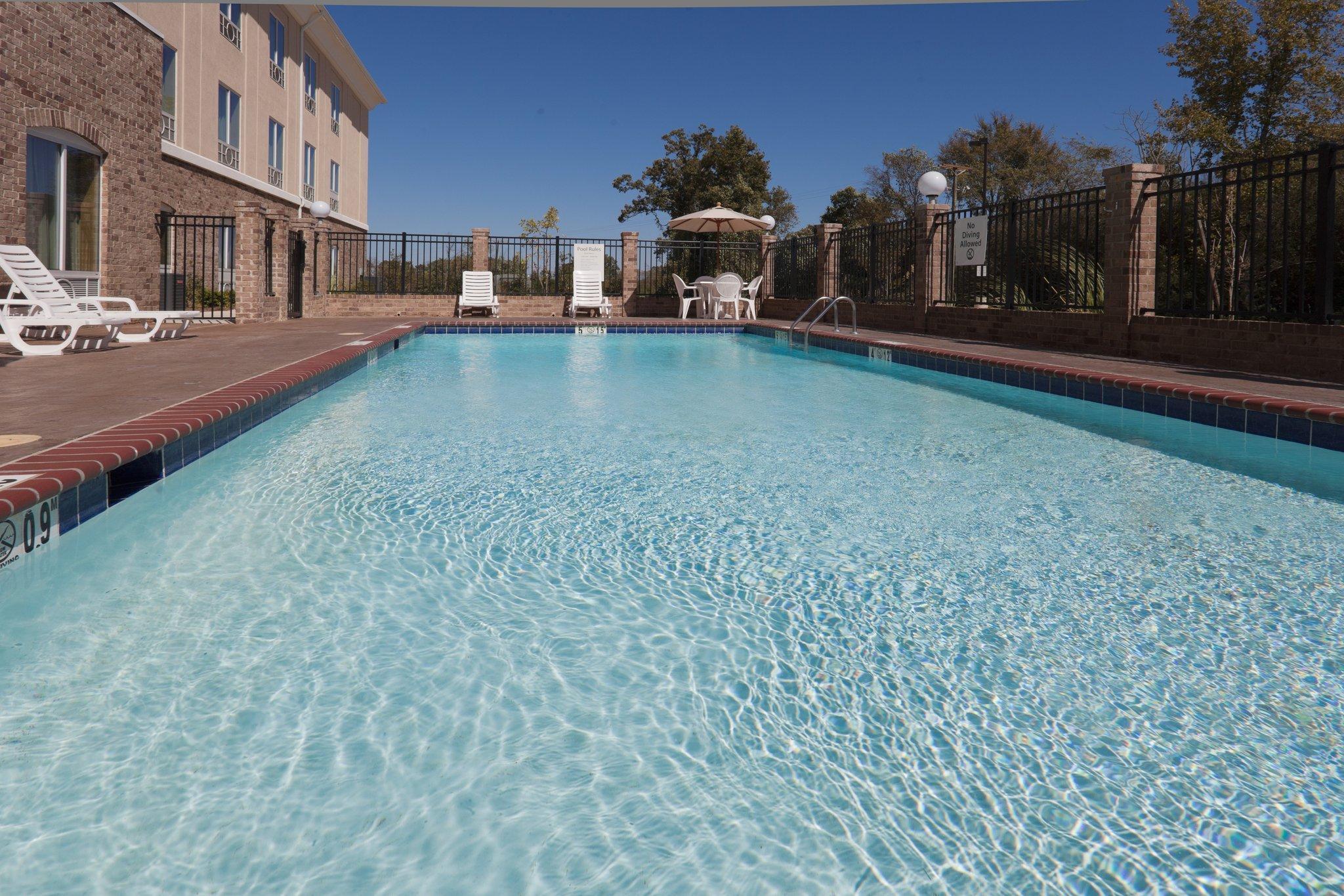 Holiday Inn Express Hotel Winona North By Ihg Exterior photo