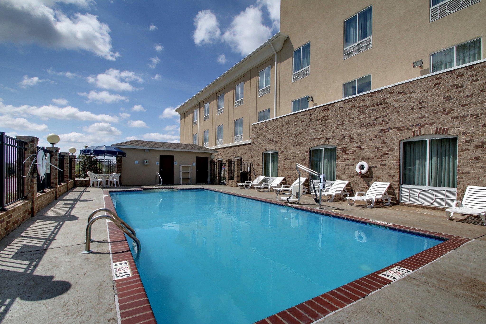 Holiday Inn Express Hotel Winona North By Ihg Exterior photo